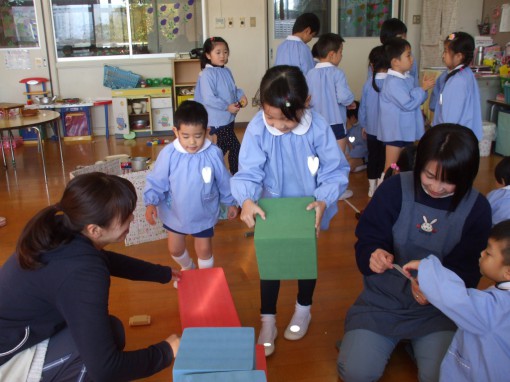 室内での自由あそび③