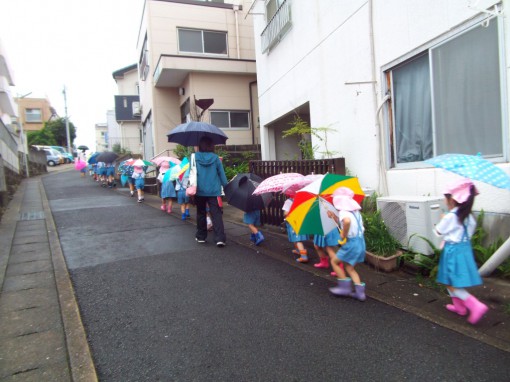 帰りは雨がポツポツ